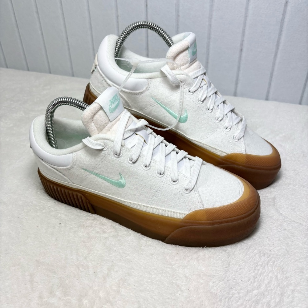 Nike Court Legacy Lift White Sneakers with Gum Soles and Mint Accents Size 8 - Picture 1 of 12